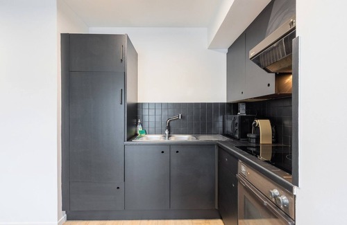 Lambersart Apartment | Bright 2-bedroom apartment w/balcony and parking.