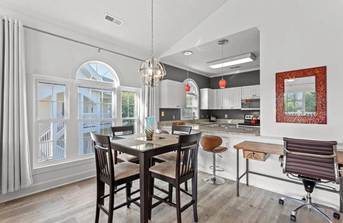 Myrtle Beach Condo | Bright 2 BR, Fully Equipt, 3rd Floor Cozy Condo in Myrtle Beach