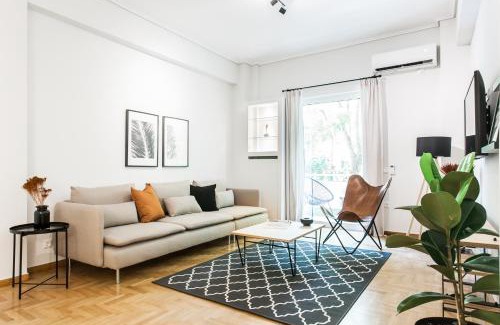 Neo Psychiko Apartment | Bright 2BD Apartment in Psychiko by UPSTREET