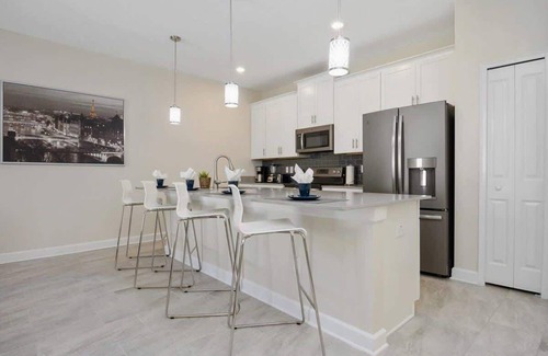 Kissimmee House | Bright 4Bd with Pool + Resort Perks & Near Disney