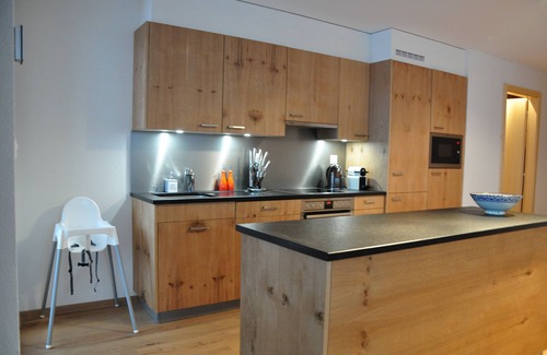 Veysonnaz Apartment | Bright 5 * Ski In, Ski Out Apartment on the slopes (3 bed, 3 bath)