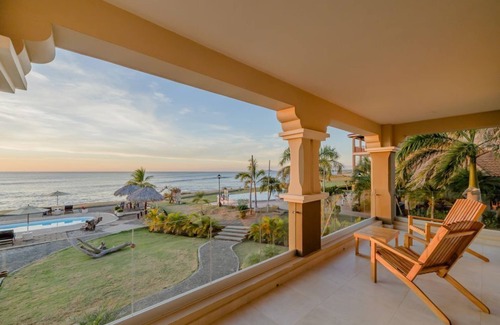 San Diego Condo | Bright & Airy Seaside Residence in Gran Pacifica