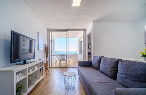 Puig Apartment | Bright and cozy apartment with fantastic sea view.