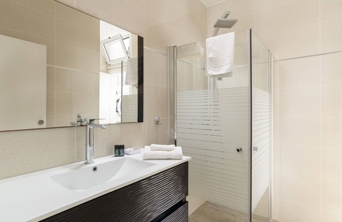 Netanya Apartment | Bright and Fresh Family Home near Beach by FeelHome