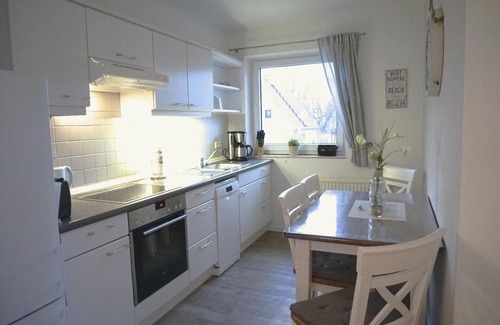 Zingst Apartment | Bright and friendly furnished apartment in a central and quiet location! -