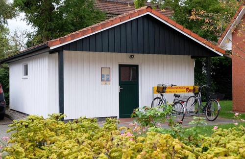Zingst Apartment | Bright and friendly furnished apartment in a central and quiet location! -