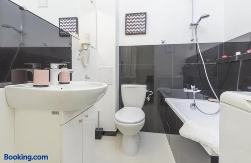 Nowe Miasto Apartment | Bright and modern apartment in the heart of the Old and New Town