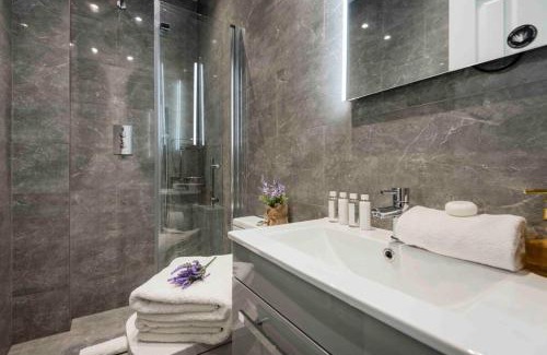 Bayswater Apartment | Bright and Modern Bayswater Apartment