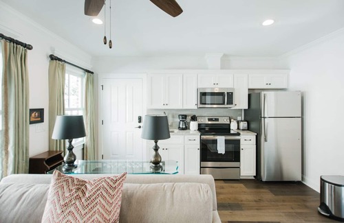 Beach Institute Apartment | Bright and Newly Built Carriage House in Historic District by Lucky Savannah