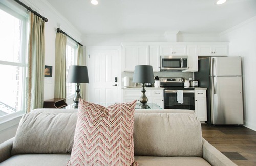 Beach Institute Apartment | Bright and Newly Built Carriage House in Historic District by Lucky Savannah