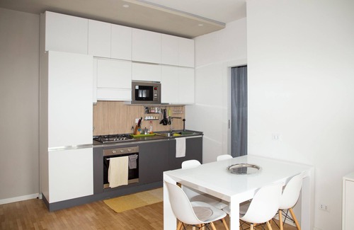 Zona Zara Apartment | Bright and quiet apartment near Isola neighborhood
