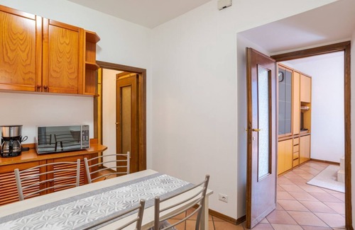 Carate Urio Apartment | Bright and welcoming 80m2 apartment located on the first floor of a typical renovated Larian village house.The house is located in a pedestrian area: it is therefore not possible to reach the apartment by car. We also point out 6 steps at the entrance to