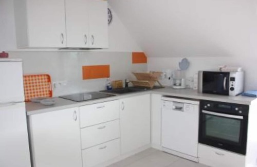 Saint-Pierre-Quiberon Apartment | Bright apartment in detached house