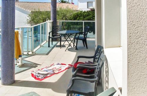 Alcanar Apartment | Bright apartment in Alcanar with sea and mountain views