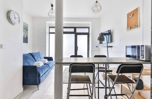 Gare Apartment | Bright apartment - 1BR/4P - Gare