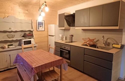 Saint-Chaffrey Apartment | Bright apartment with garden terrace ideal for families