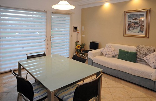 Abano Terme Apartment | Bright apartment in the historic center of ABANO TERME