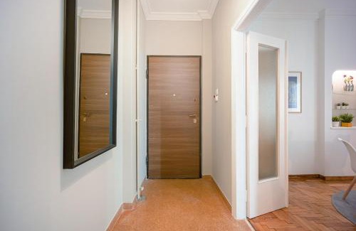 Athens Apartment | Bright apartment in old Athenian neighborhood!