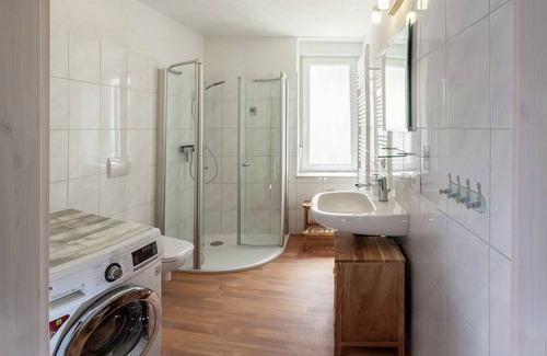 Thale Apartment | Bright apartment in Thale with terrace