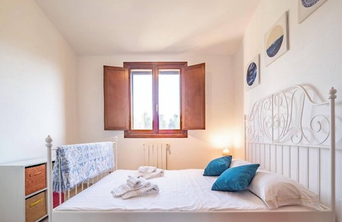 Maddalenedda House | Bright Apartment Near the Sea 🌊 in South Sardinia 🌞 (IUN Q3125)