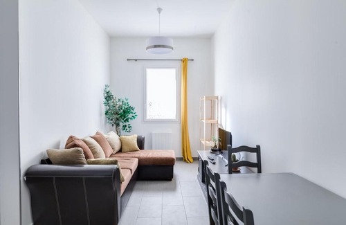 5th Arrondissement Apartment | Bright apartment near PARC DU 26è CENTENAIRE