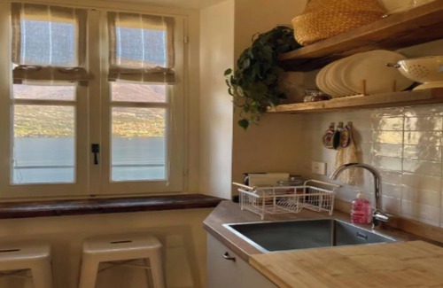 Lezzeno Apartment | Bright Apartment with Lake Views and Private Garden