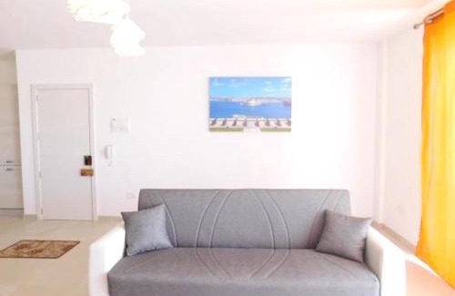 Ghajnsielem Apartment | Bright apartment with sea view in Għajnsielem - 120 sqm
