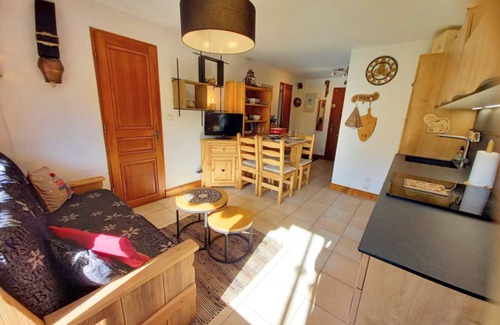 Samoens Apartment | Bright Apartment with Sunny Balcony in Samoëns Village