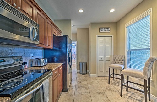 Spring Hill House | Bright Bayfront Home < 2 Mi to Hernando Beach!