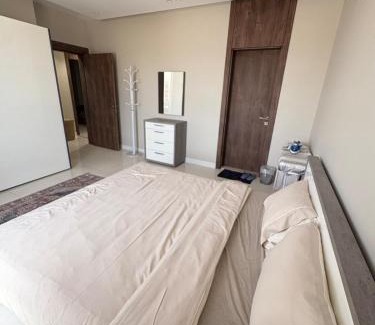 Al Kura Apartment | Bright & Calm Apartment