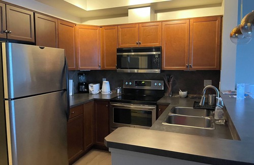 Northwest Calgary Condo | Bright, clean one bedroom condo with amazing views. Quick exit to the mountains!