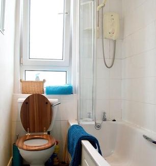 Gorgie Apartment | Bright & Cosy 1 BD Flat in Edinburgh