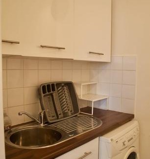 Gorgie Apartment | Bright & Cosy 1 BD Flat in Edinburgh
