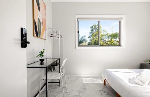Ryde House | Bright Courtyard Double Room - Near Top Ryde City Shared Amenities