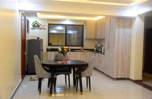Kampala Apartment | Bright cozy APT in the heart of Naguru
