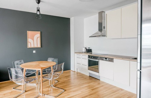 Donaustadt Apartment | Bright Donaustadt 2BR w/Balcony, near Kirschblütenpark, by Blueground