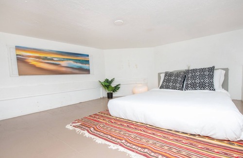 Civic Core House | Bright Downtown San Diego Loft!