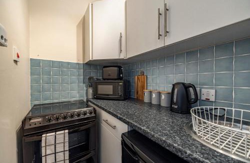 Lauder Apartment | Bright flat in Lauder Centre