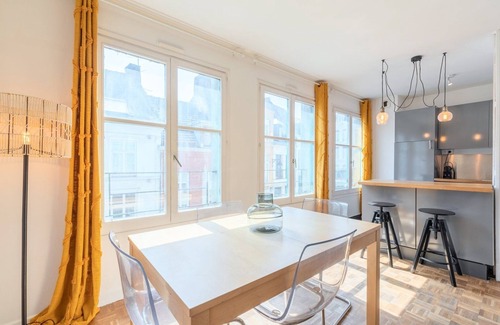 Historic Center Apartment | Bright flat in the heart of Vieux Lille.