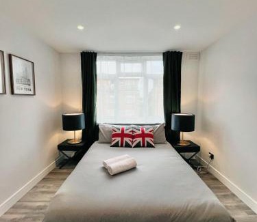 Dudden Hill Apartment | Bright Flat near Neasden Station