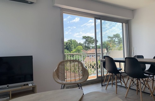Saint-Georges-de-Didonne Apartment | Bright apartment a stone's throw from the beach