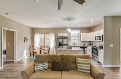Kingston Springs House | Bright Kingston Springs Home < 22 Mi to Nashville