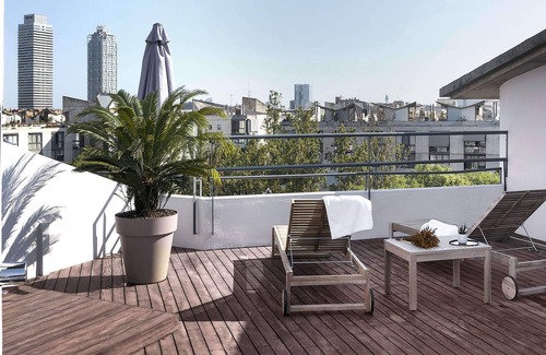El Parc i la Llacuna del Poblenou Apartment | Bright Oasis | 1 BD Apartment in Poble Nou