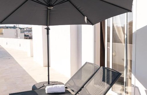 Pieta Apartment | Bright Penthouse with large terrace