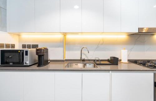 Dubai Apartment | Bright Resort Style Studio Amenities Samana GA by Vibel