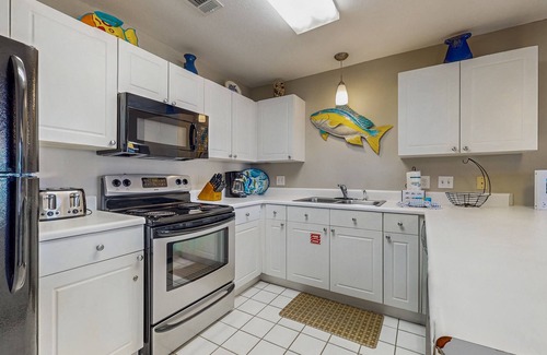 Gulf Place Condo | Bright Santa Rosa Beach Villa w/community pools & hot tub - Next to Gulf