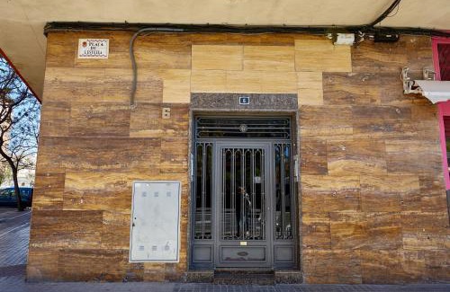 Pla del Bon Repos Apartment | Bright &Spacious Escape