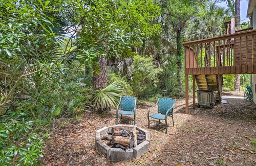Steinhatchee Cottage | Bright Steinhatchee Home: Proximity to Ocean!