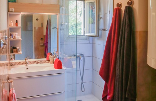 Six-Fours-les-Plages Apartment | Bright T2 sea view, very quiet with unforgettable sunsets over the sea