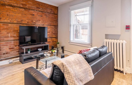 Central Hamilton Apartment | Bright & Upscale 1BR Apt with Netflix - Prime Location!